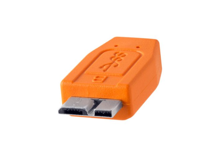 CUC3315 ORG TetherPro USB C to 3.0 Micro B 15 ORG micro b angle