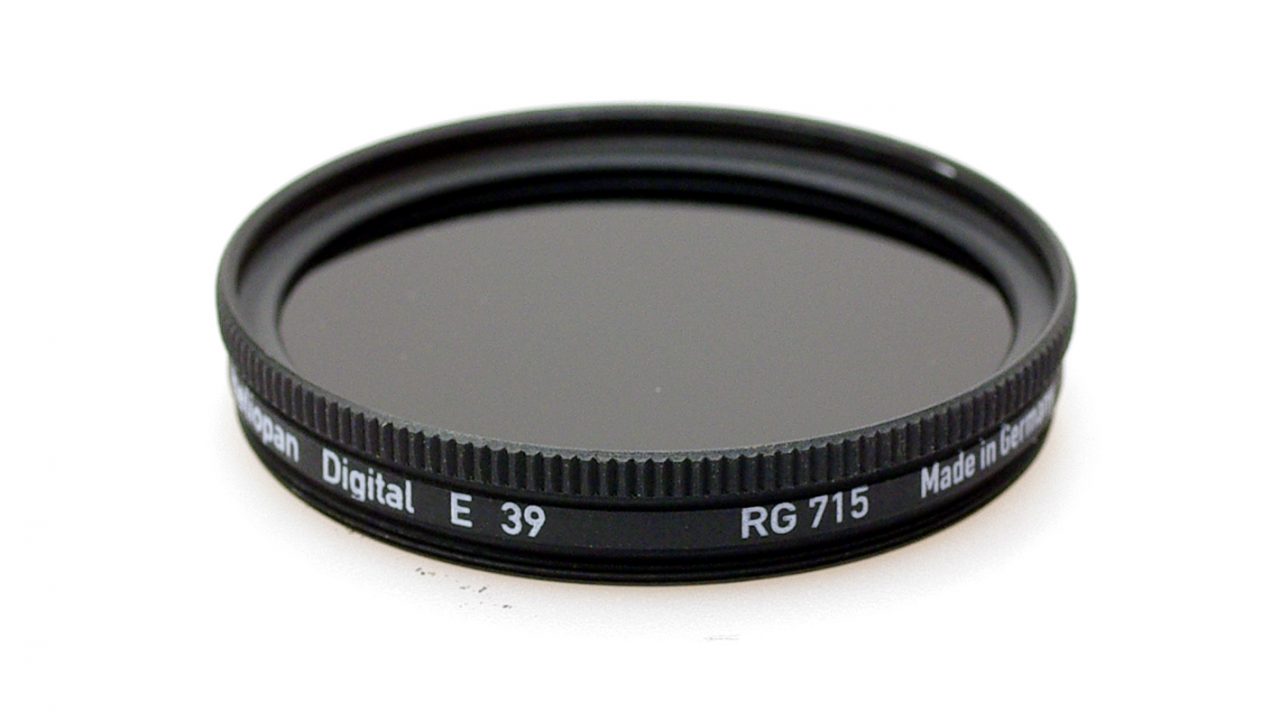 Heliopan rg715 (88a) infrared filter .