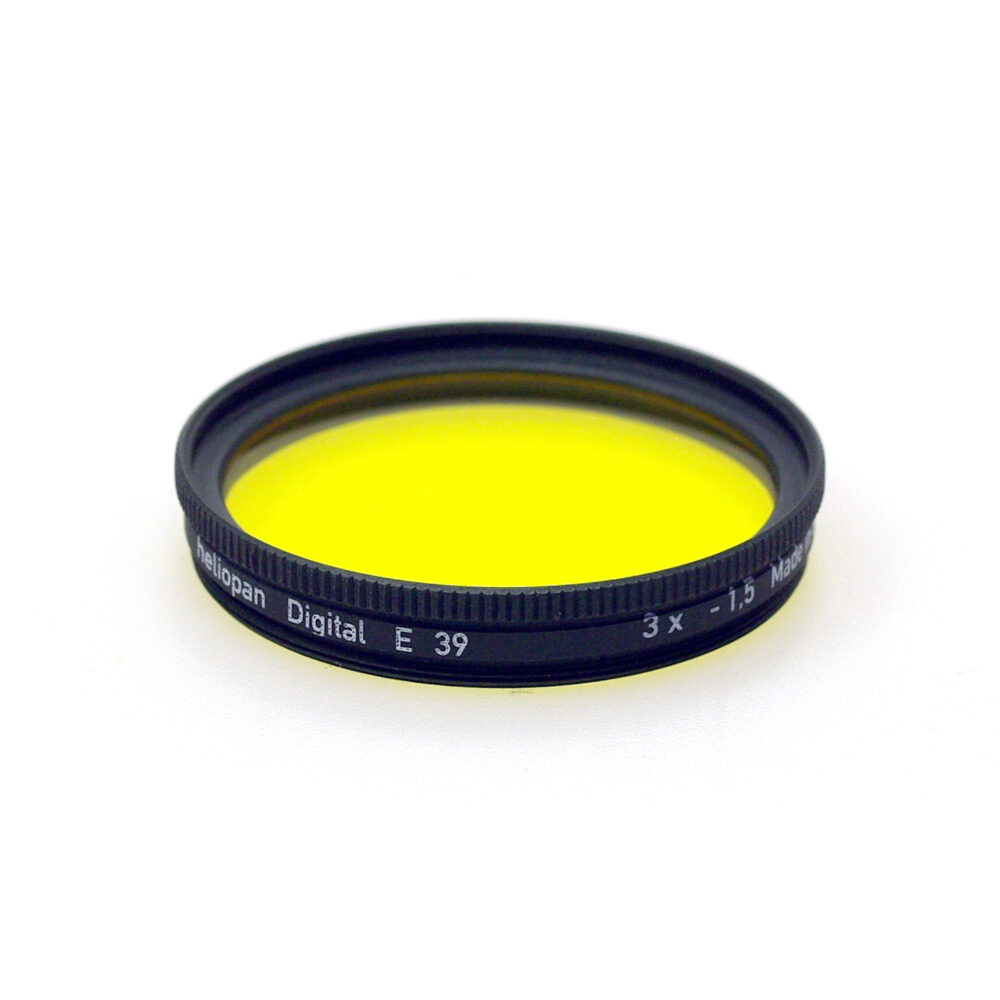 Heliopan Yellow 8 ( Black & White )Filter, 3995mm • ScrewIn Filters